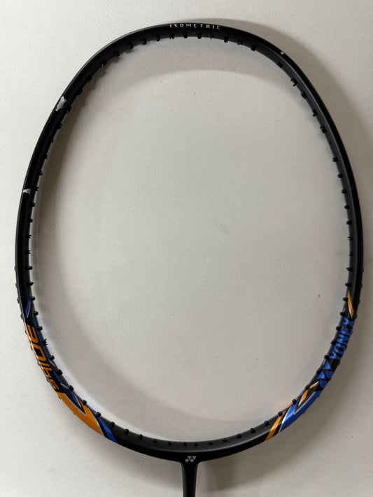 Yonex Nanoray Light 18i (Un-Strung) (5ug4 --SP Code) Normal-wear Condition