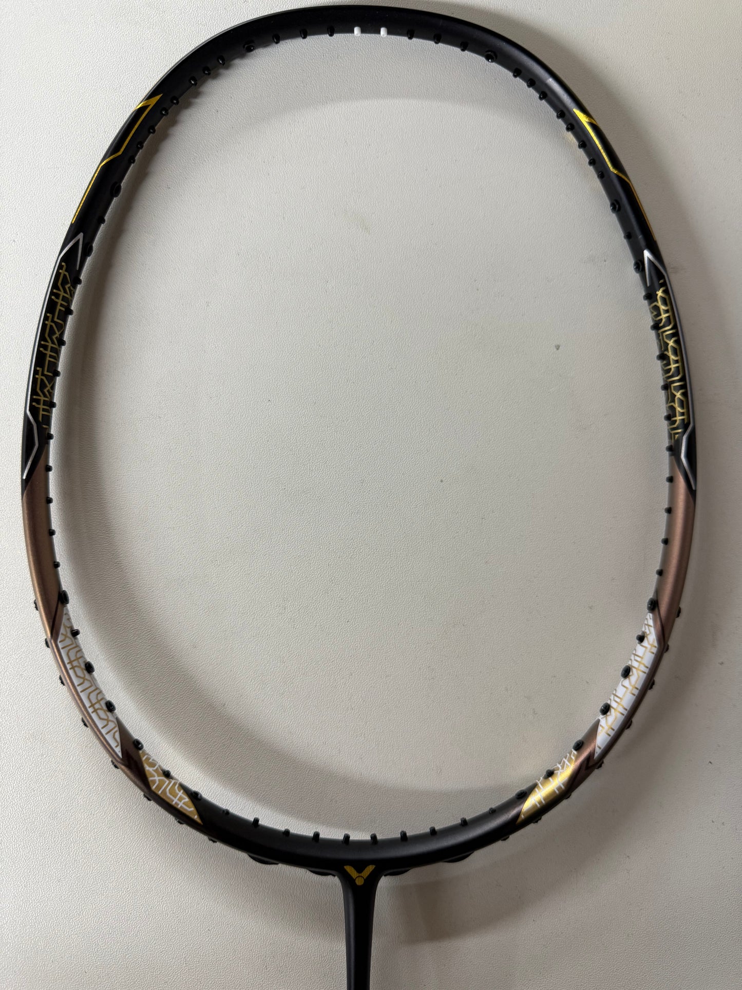 Victor Thruster TK-F  Enhanced Edition (Un-Strung) (4ug5 --CA Code) Perfect Condition