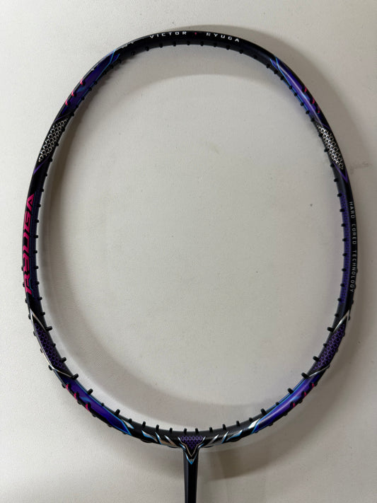 Victor Thruster Ryuga II Pro (Un-Strung) (4ug6 --CA Code) Great Condition